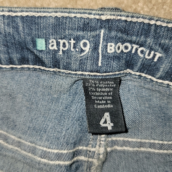 Apt 9 cropped jeans size 4 - Picture 3 of 3